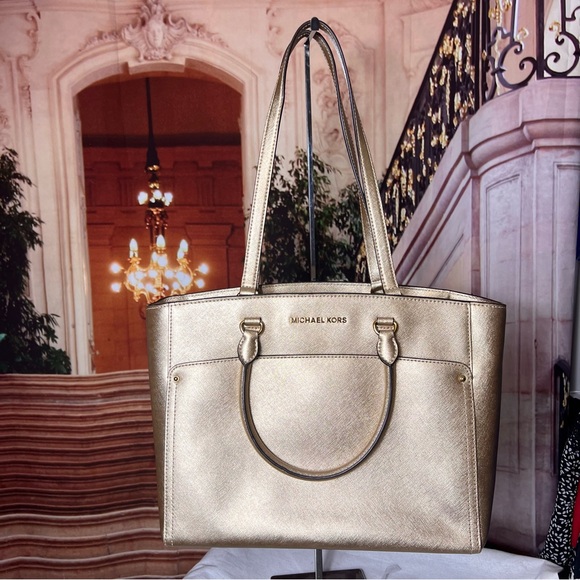 Michael Kors Handbags - Michael Kors Metallic Gold Saffiano Shoulder Tote